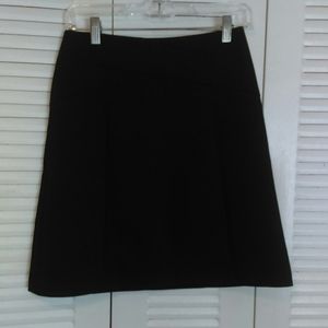 Elle black skirt